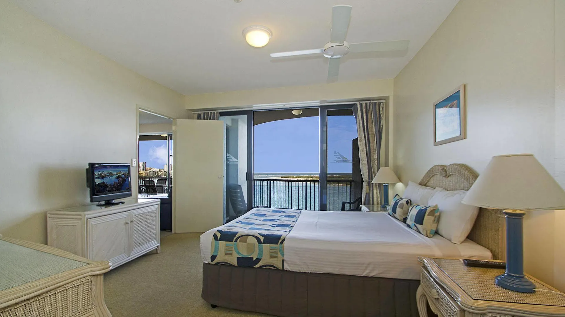 Windward Passage Aparthotel Caloundra